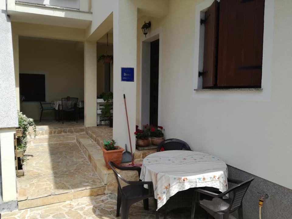 Apartment Dukic Sveti Filip i Jakov Dış mekan fotoğraf