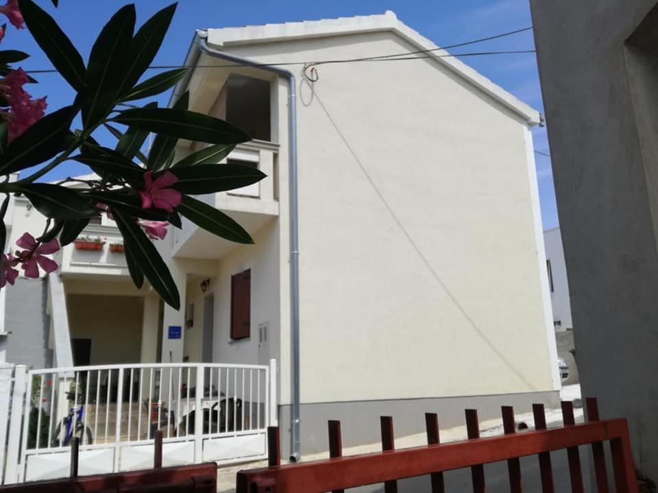 Apartment Dukic Sveti Filip i Jakov Dış mekan fotoğraf