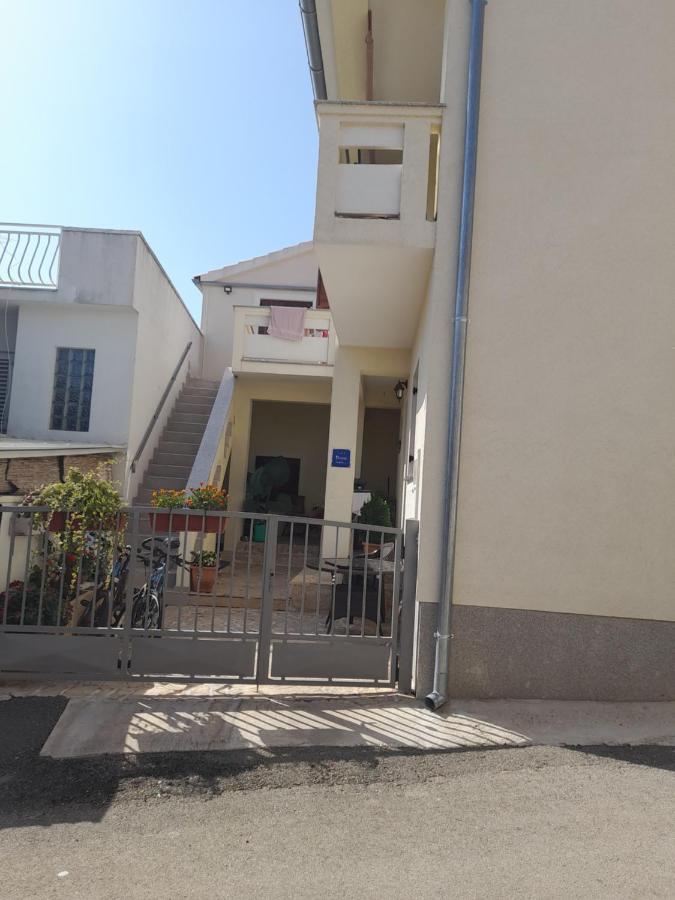 Apartment Dukic Sveti Filip i Jakov Dış mekan fotoğraf