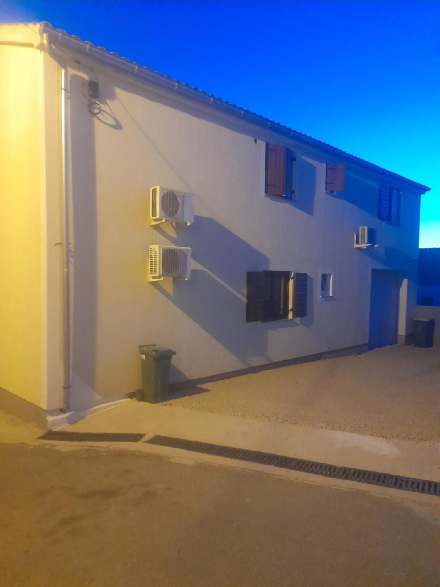 Apartment Dukic Sveti Filip i Jakov Dış mekan fotoğraf